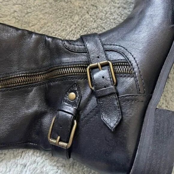 Steve Madden Black High Zipper Boots size 10M - Picture 7 of 7